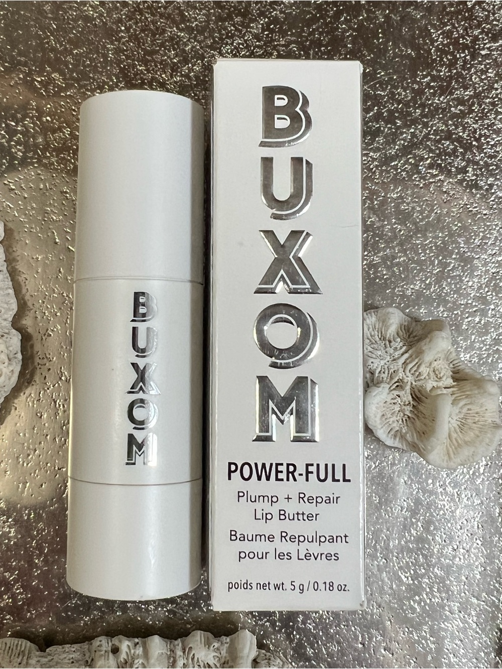 NIB Buxom Power-Full Plump + Repair Lip Butter Bare(Translucent)
